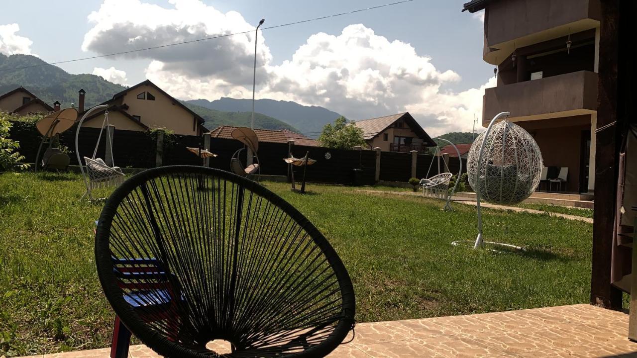 Vila Mik Guesthouse Săcele Exteriér fotografie